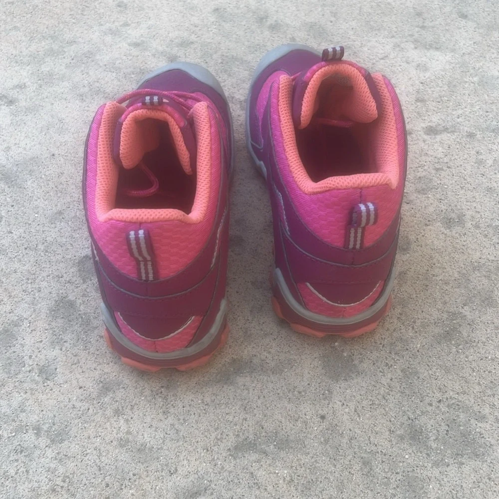 Merrell core Chameleon 7 Access  Mid Waterproof Girls Pink Hiking Boot Size 3.5